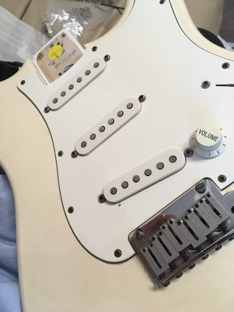 97年製】Fender American Standard Stratocaster 改造記【備忘録】｜り 